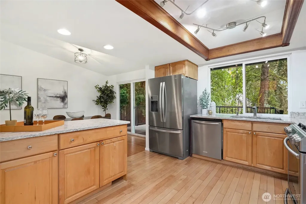 3524 170th Avenue NE Bellevue WA 98008