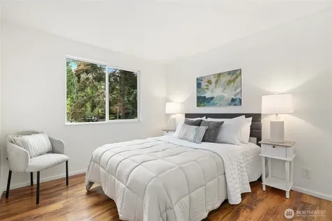 3524 170th Avenue NE Bellevue WA 98008