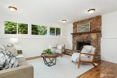 3524 170th Avenue NE Bellevue WA 98008