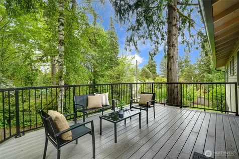 3524 170th Avenue NE Bellevue WA 98008