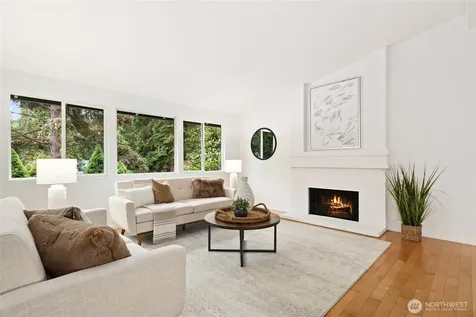 3524 170th Avenue NE Bellevue WA 98008