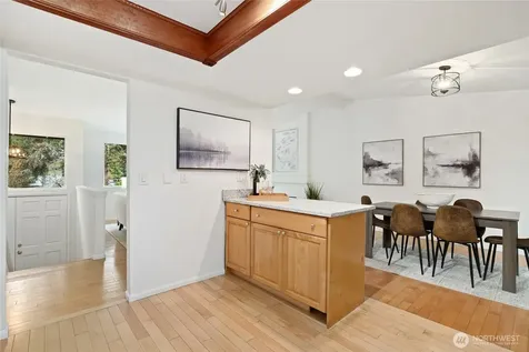 3524 170th Avenue NE Bellevue WA 98008