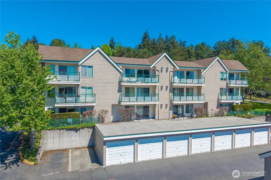 15335 Sunwood Boulevard Tukwila WA 98188
