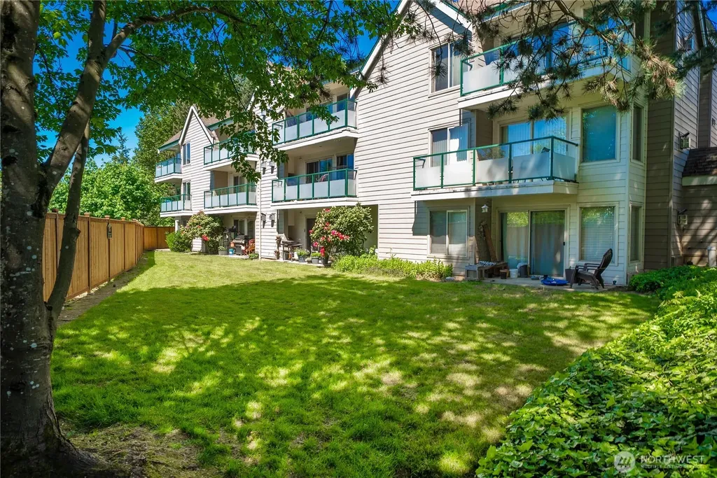 15335 Sunwood Boulevard Tukwila WA 98188