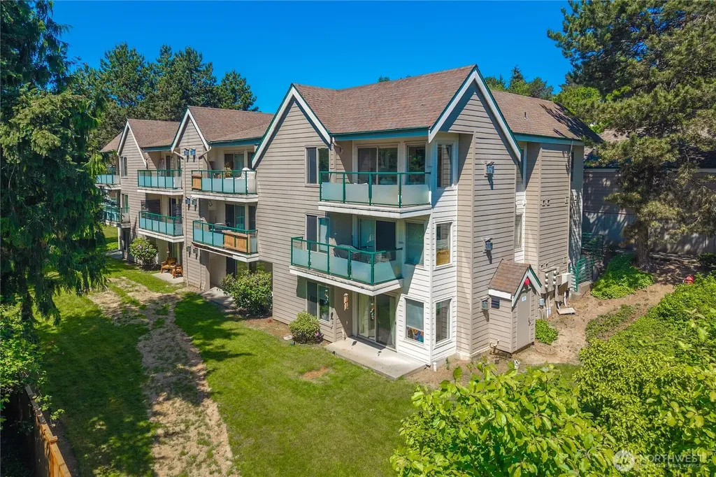 15335 Sunwood Boulevard Tukwila WA 98188