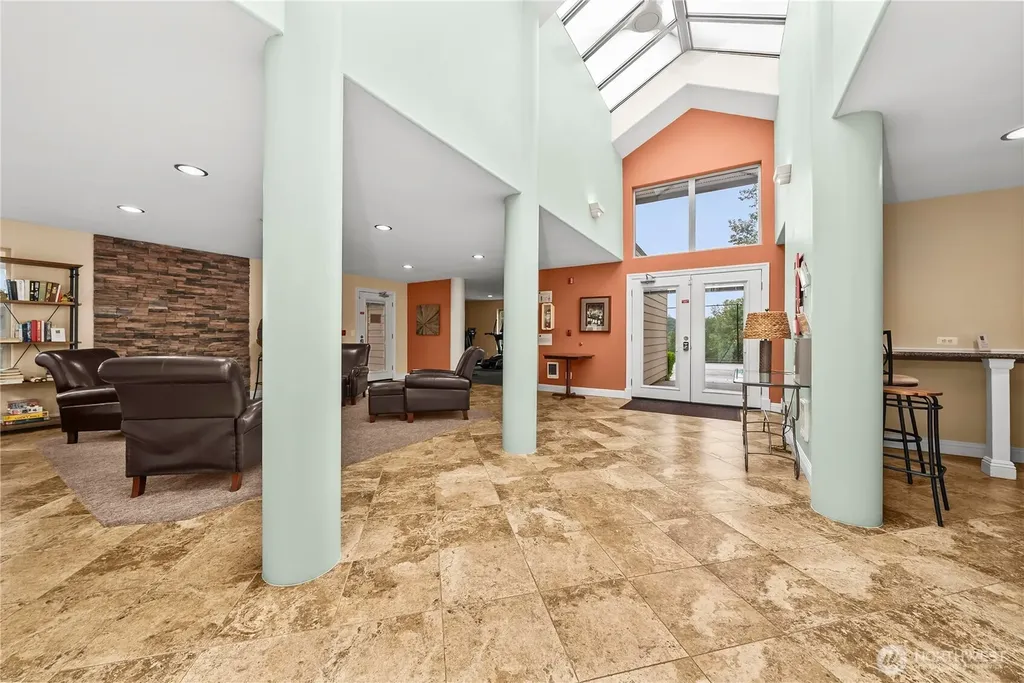 15335 Sunwood Boulevard Tukwila WA 98188