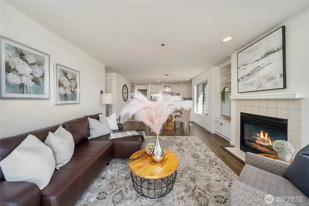 15335 Sunwood Boulevard Tukwila WA 98188