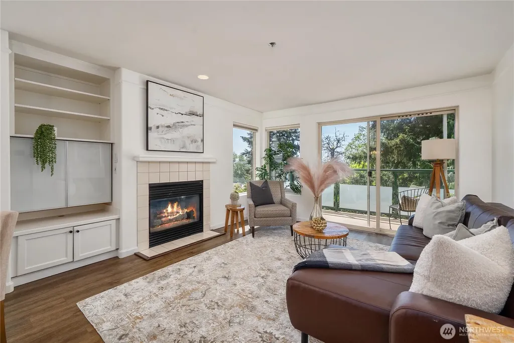 15335 Sunwood Boulevard Tukwila WA 98188