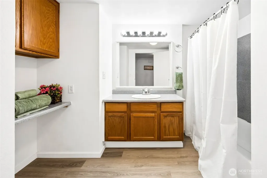 18905 8th Avenue E Spanaway WA 98387