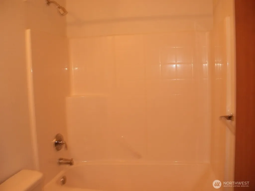 7229 Vandermark Road E Bonney Lake WA 98391