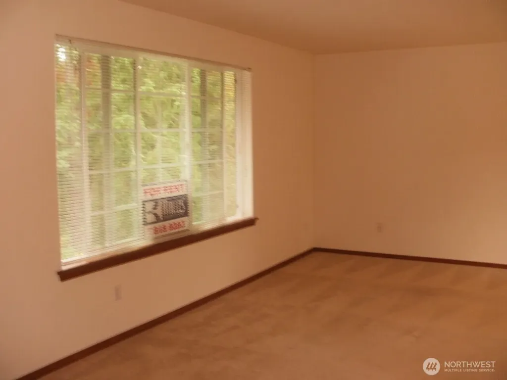 7229 Vandermark Road E Bonney Lake WA 98391