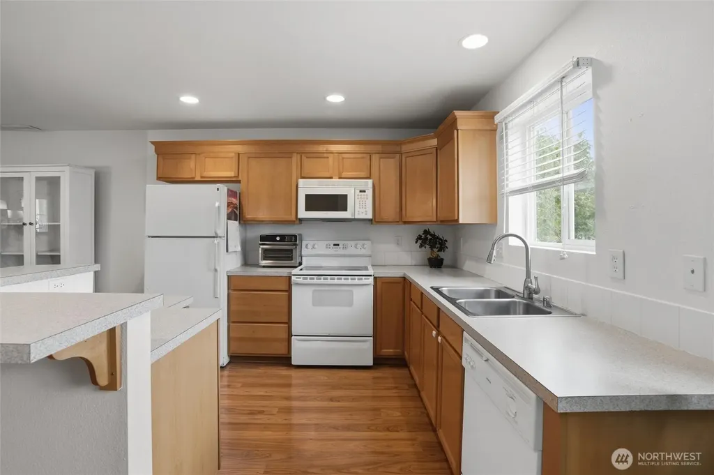 3984 Thimbleberry Place SE Port Orchard WA 98366