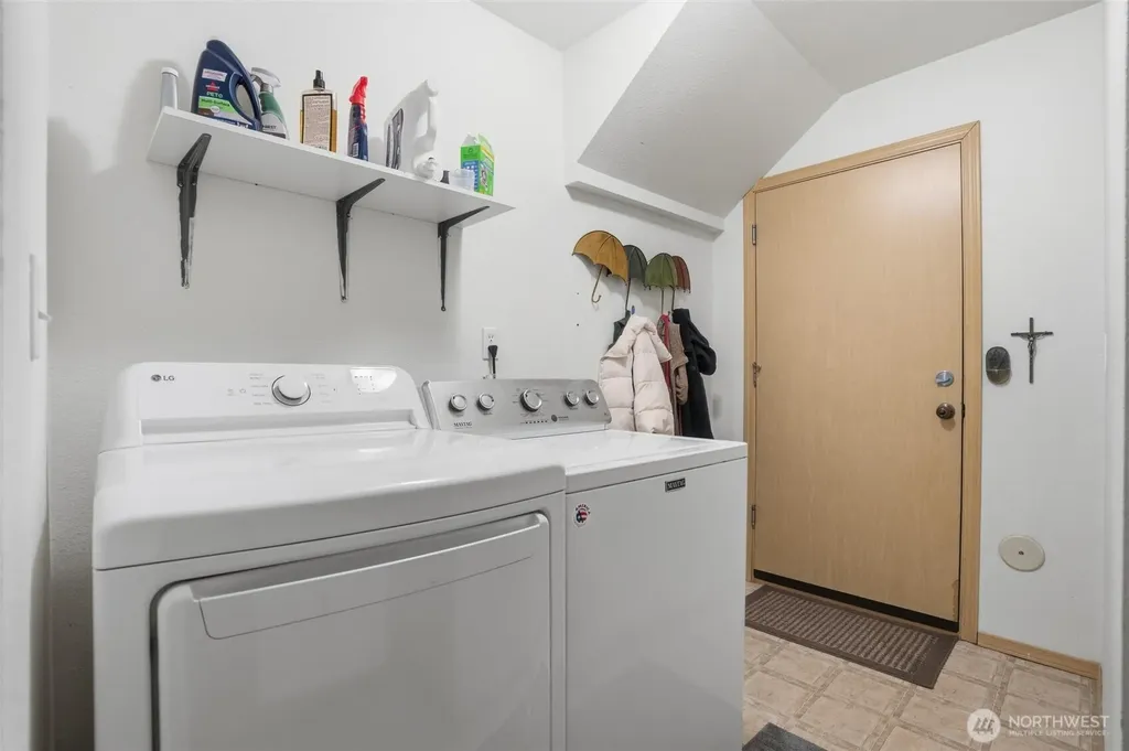 3984 Thimbleberry Place SE Port Orchard WA 98366