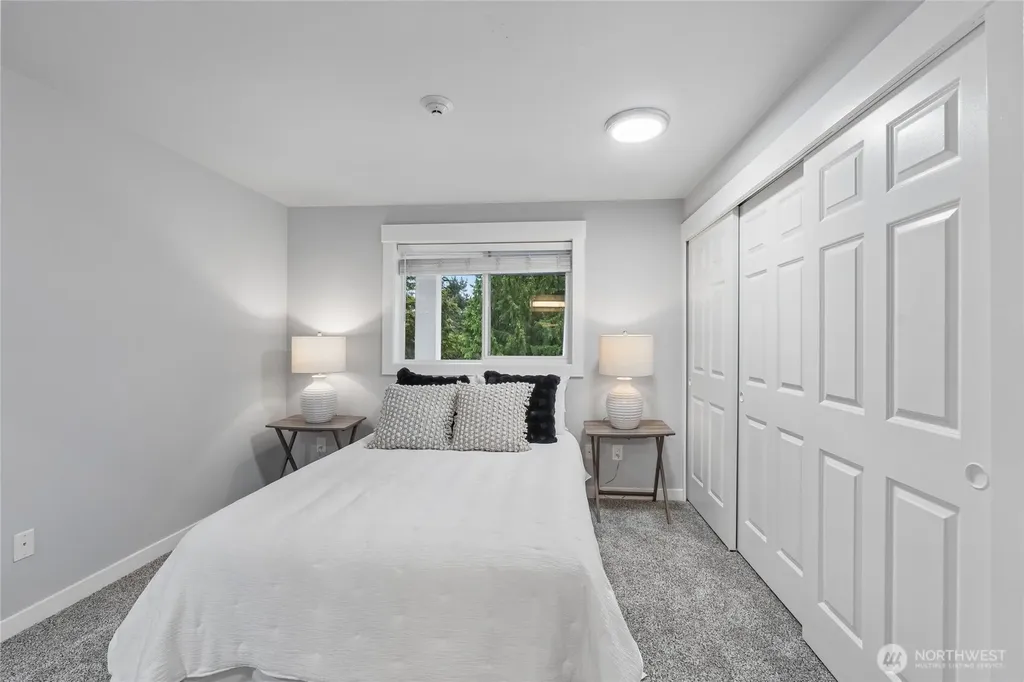 20824 70th Avenue W Lynnwood WA 98036