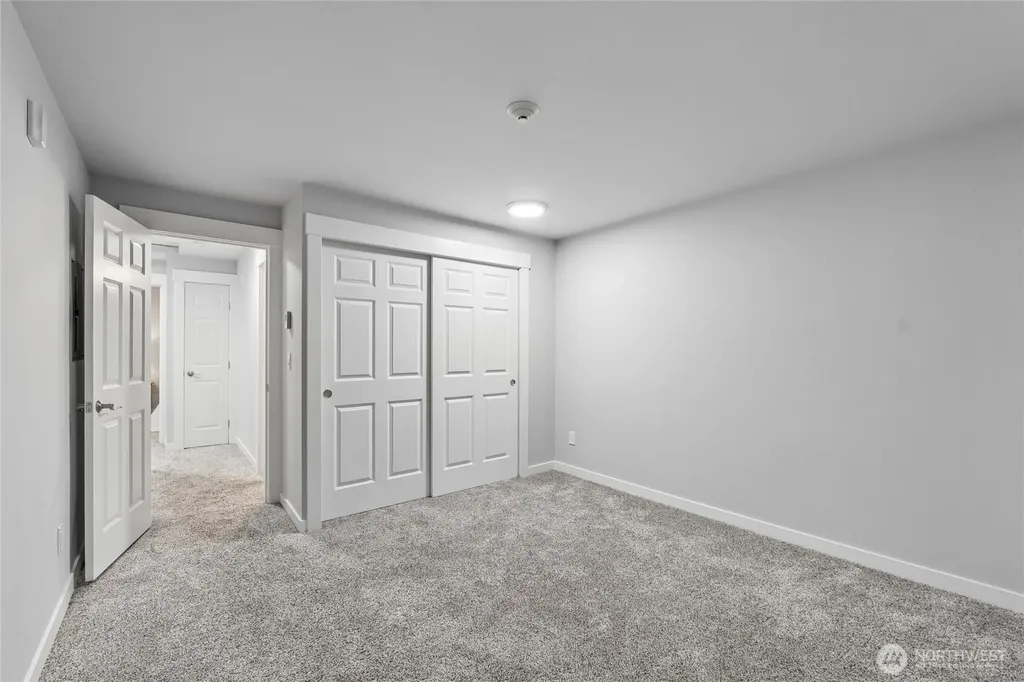 20824 70th Avenue W Lynnwood WA 98036