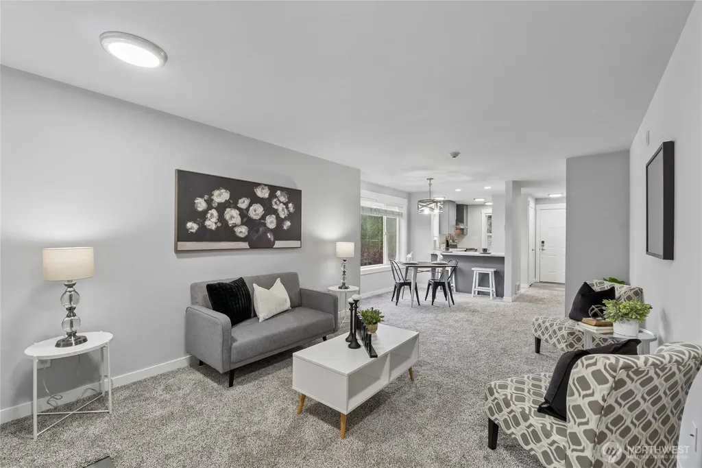 20824 70th Avenue W Lynnwood WA 98036