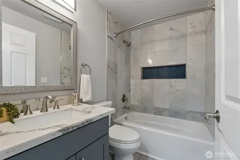 20824 70th Avenue W Lynnwood WA 98036