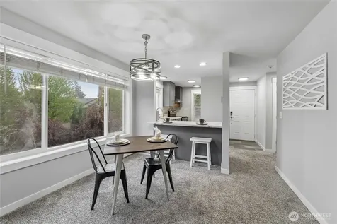 20824 70th Avenue W Lynnwood WA 98036