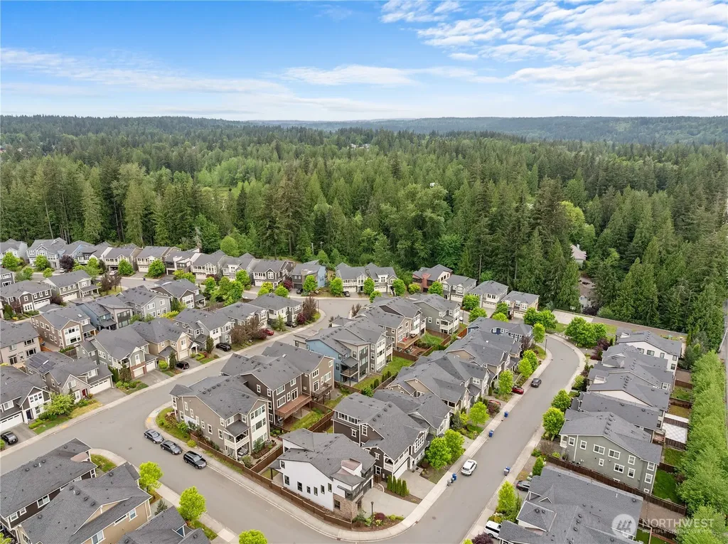 1431 243rd Place NE Sammamish WA 98074