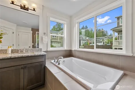 1431 243rd Place NE Sammamish WA 98074