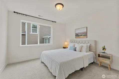 1431 243rd Place NE Sammamish WA 98074