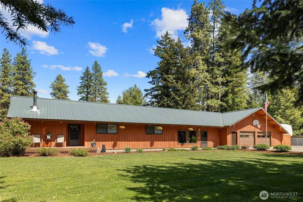 61 S Lake Cabins Road Ronald WA 98940
