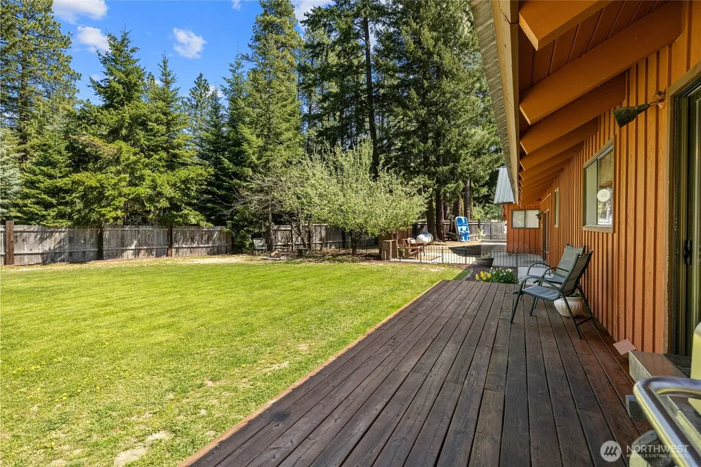 61 S Lake Cabins Road Ronald WA 98940