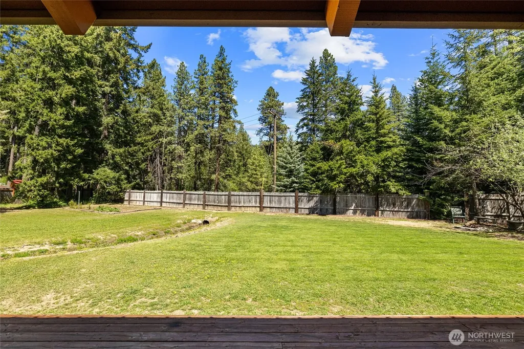 61 S Lake Cabins Road Ronald WA 98940