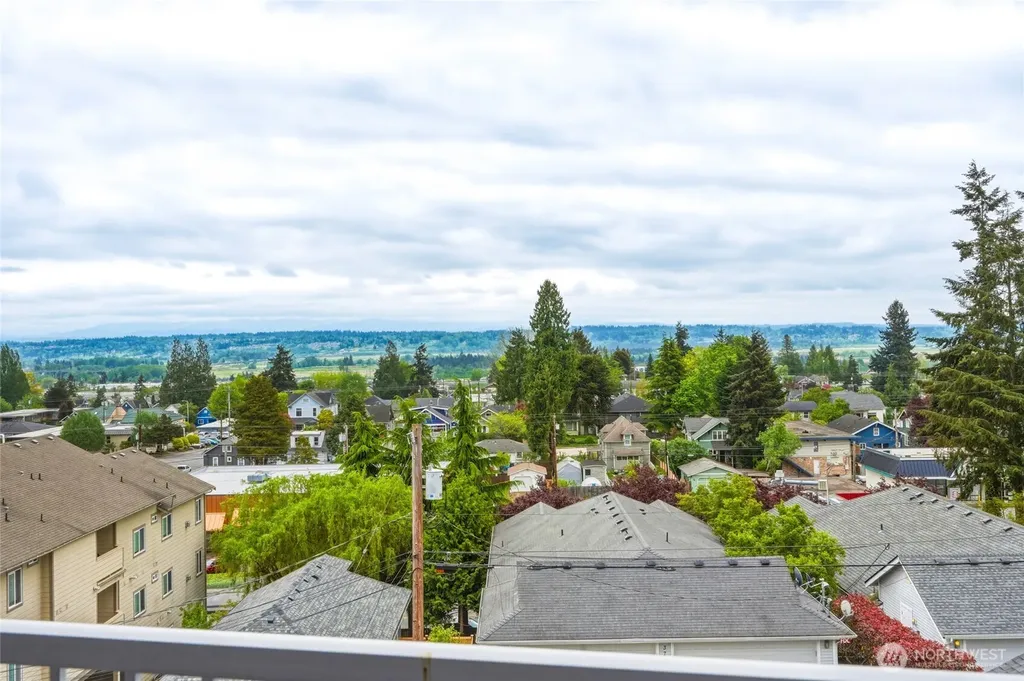 1318 37th Street Everett WA 98201
