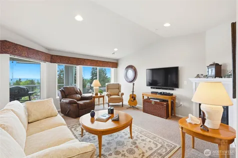 1318 37th Street Everett WA 98201