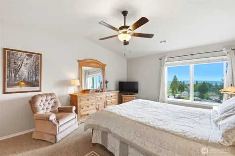 1318 37th Street Everett WA 98201