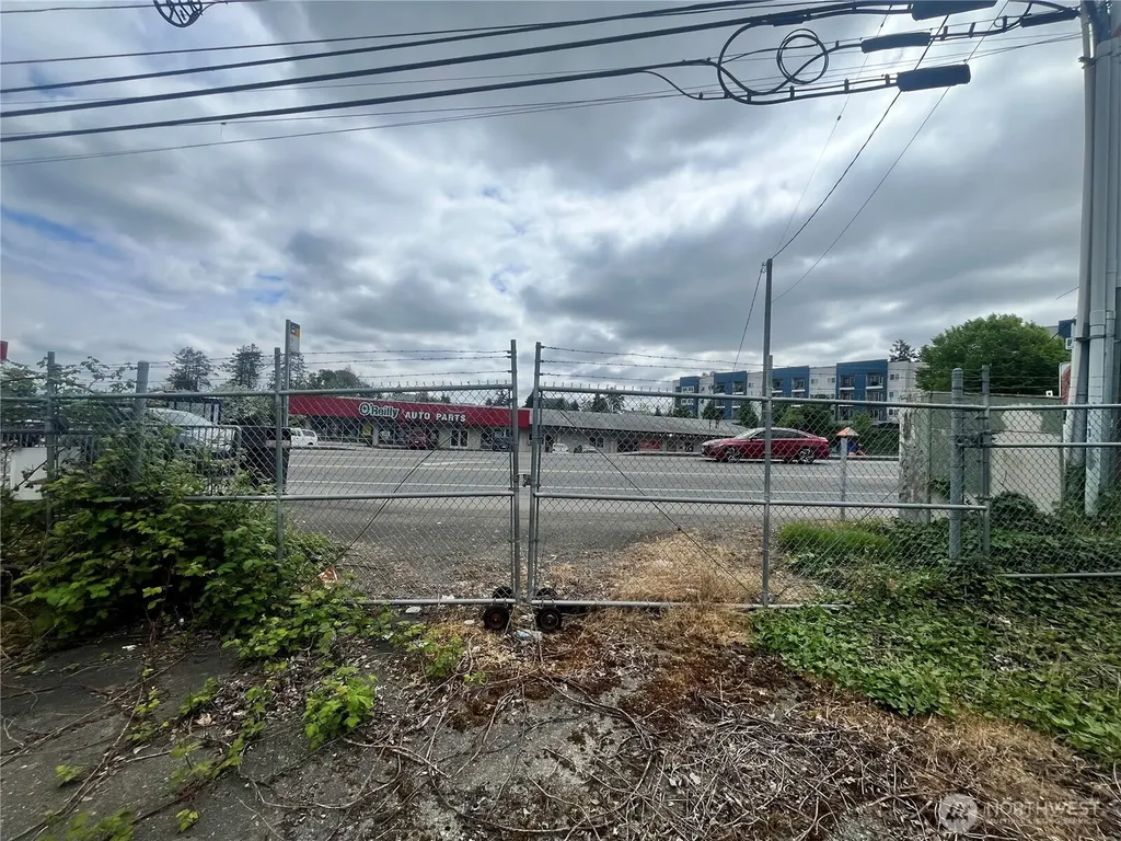 11601 Des Moines Memorial Drive S Seattle WA 98168