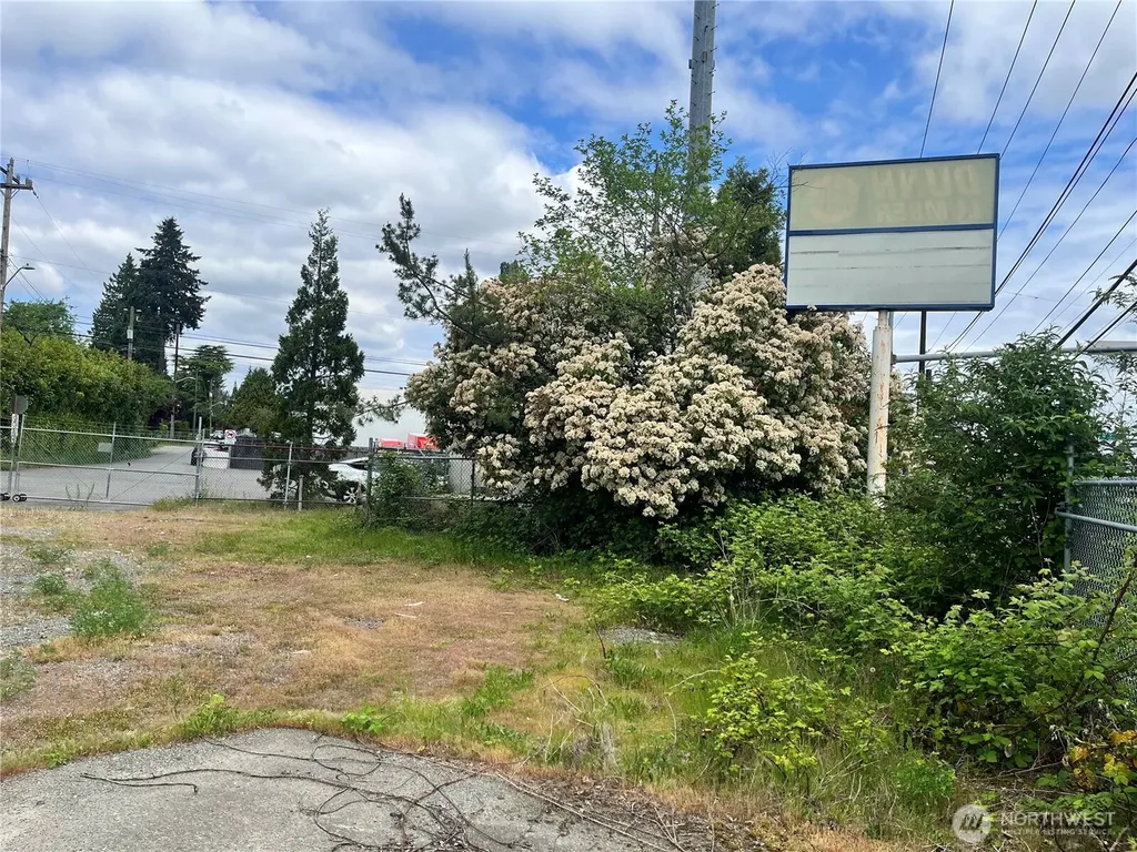 11601 Des Moines Memorial Drive S Seattle WA 98168