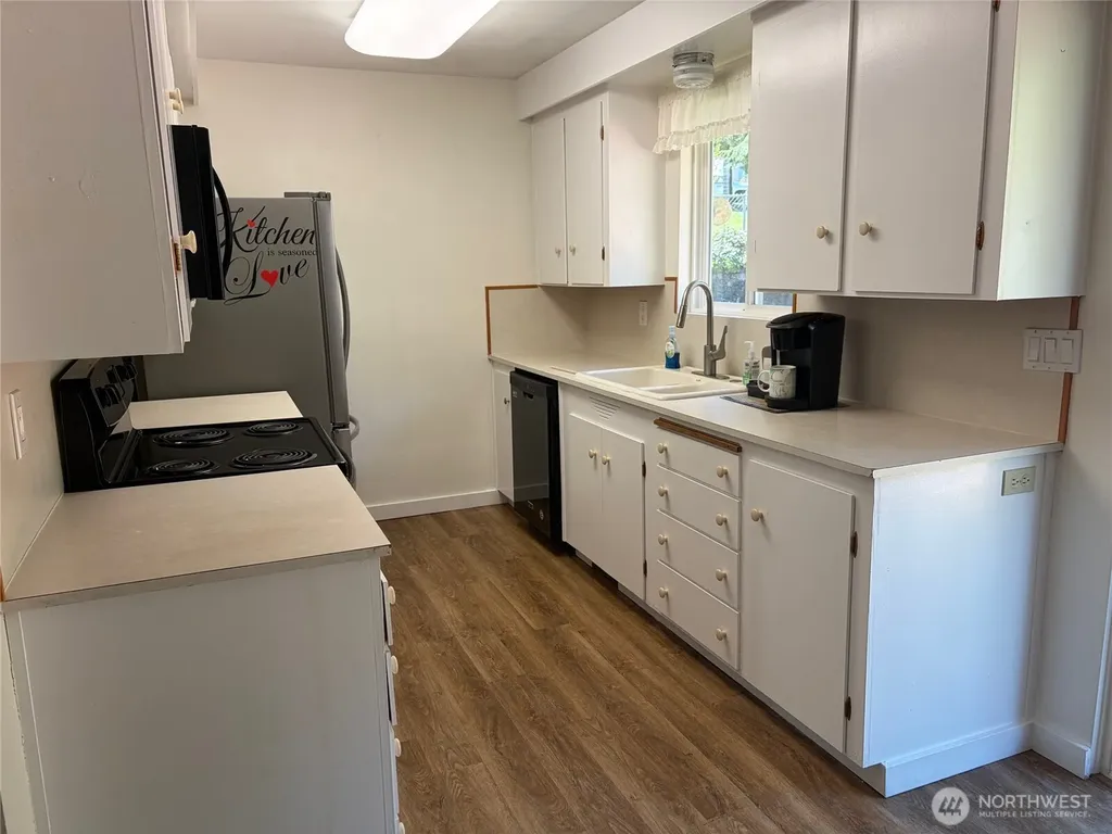 1110 Olympic View Way Aberdeen WA 98520