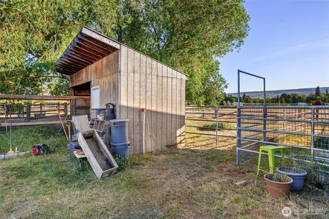 12290 Washington Highway 10 Ellensburg WA 98926