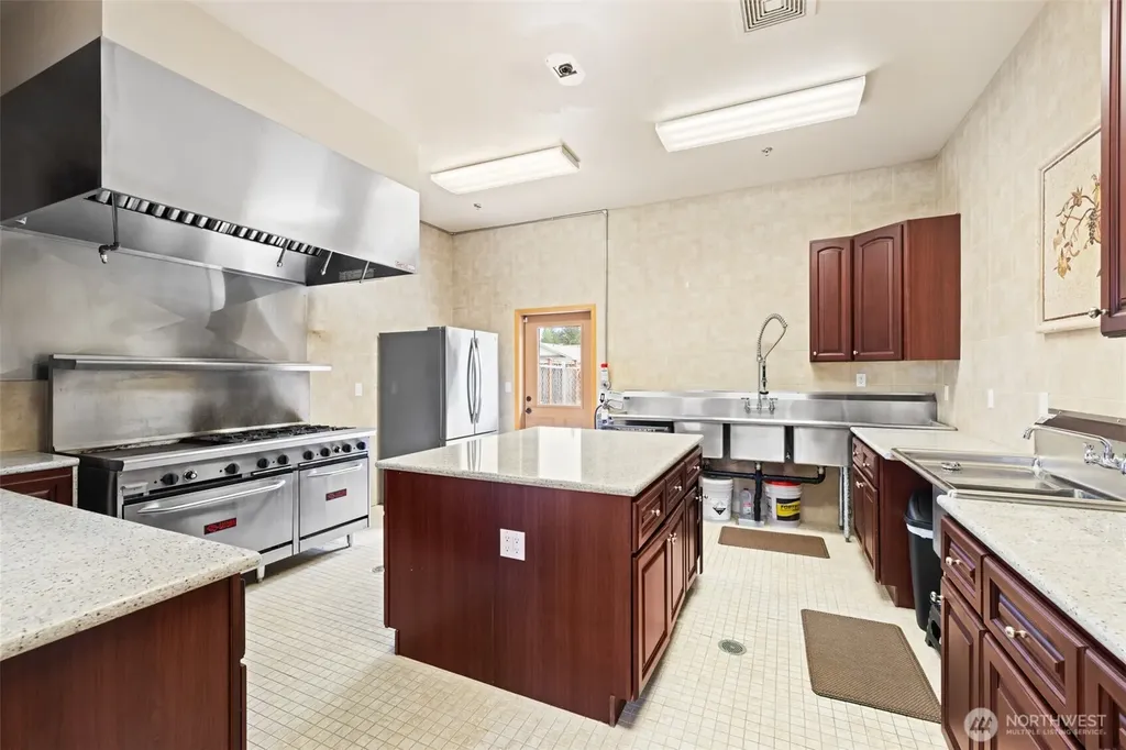 2607 Plum Court Port Angeles WA 98363