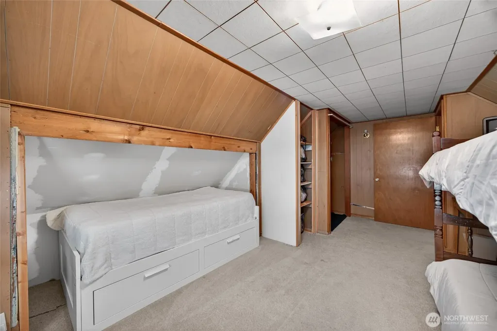 121 Powerhouse Road Packwood WA 98361