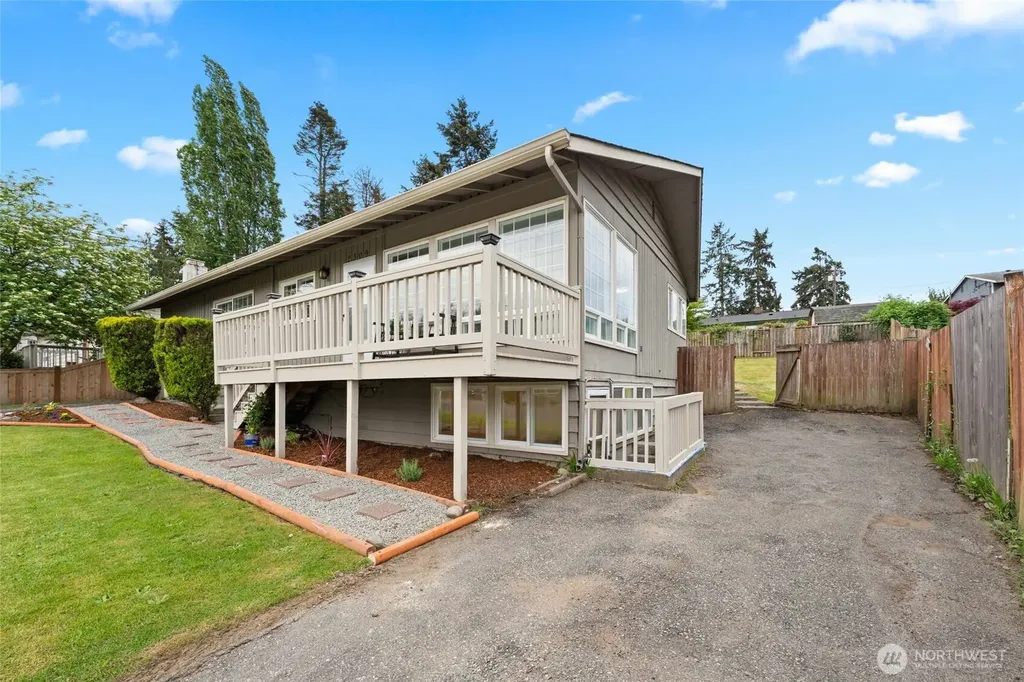 2309 S 249th Street Kent WA 98032