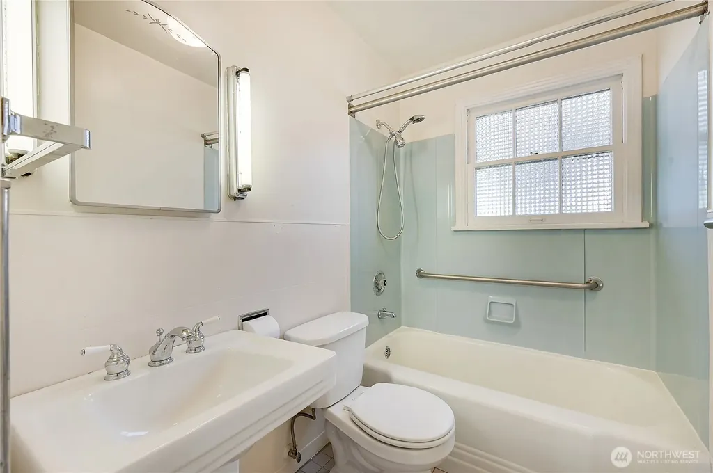 340 Pierce Street Port Townsend WA 98368