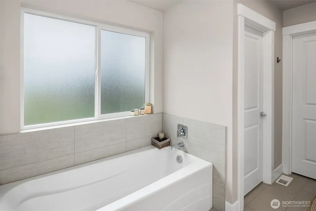 13920 14th Place W Lynnwood WA 98087