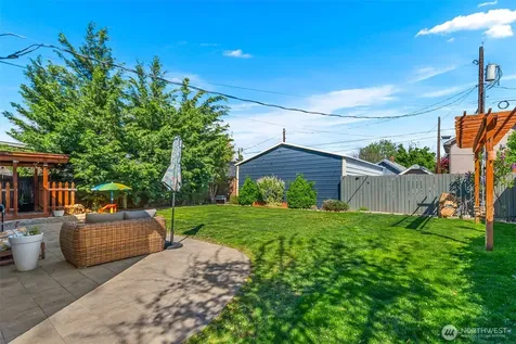 23 N Garfield Avenue Wenatchee WA 98801