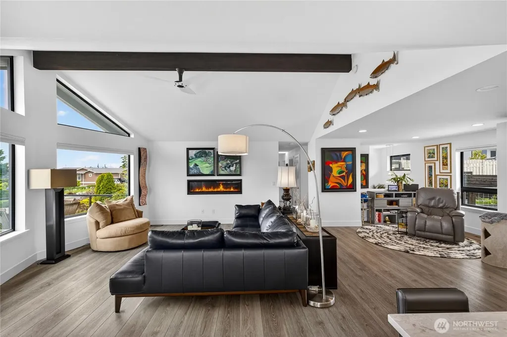4708 Queen Ann Way Anacortes WA 98221
