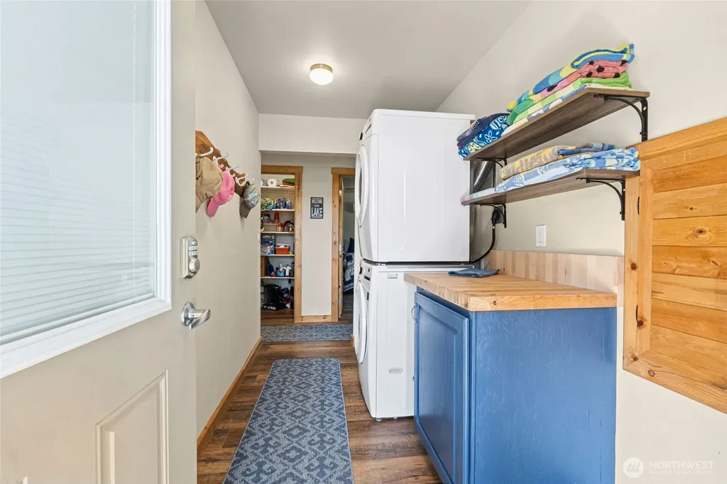 6523 Camp Naborlee Road Fruitland WA 99129