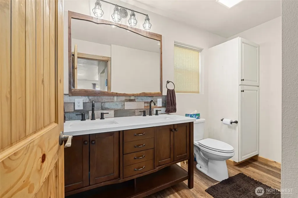 6523 Camp Naborlee Road Fruitland WA 99129