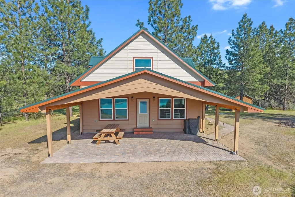 6523 Camp Naborlee Road Fruitland WA 99129