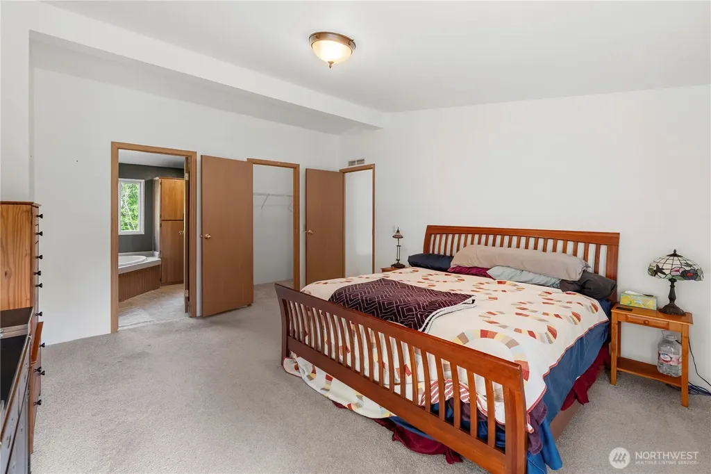 300 E Sunset Ridge Road Union WA 98592