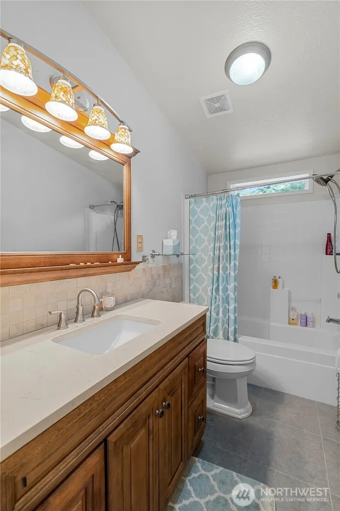 300 E Sunset Ridge Road Union WA 98592