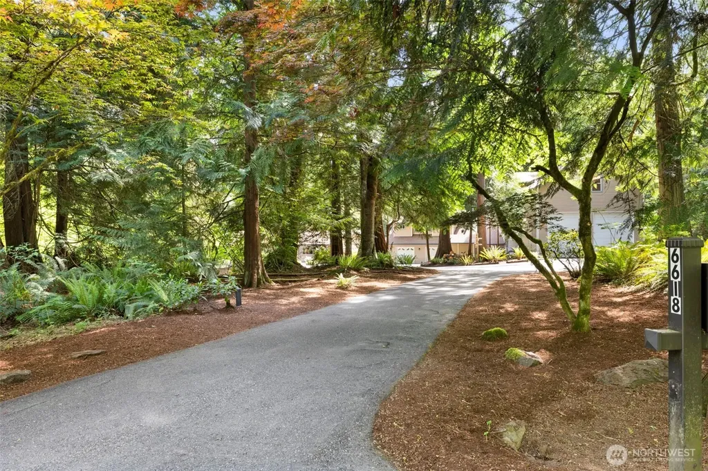 6618 196th Street SE Snohomish WA 98296