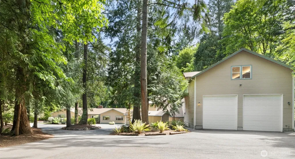 6618 196th Street SE Snohomish WA 98296