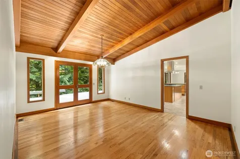 6618 196th Street SE Snohomish WA 98296